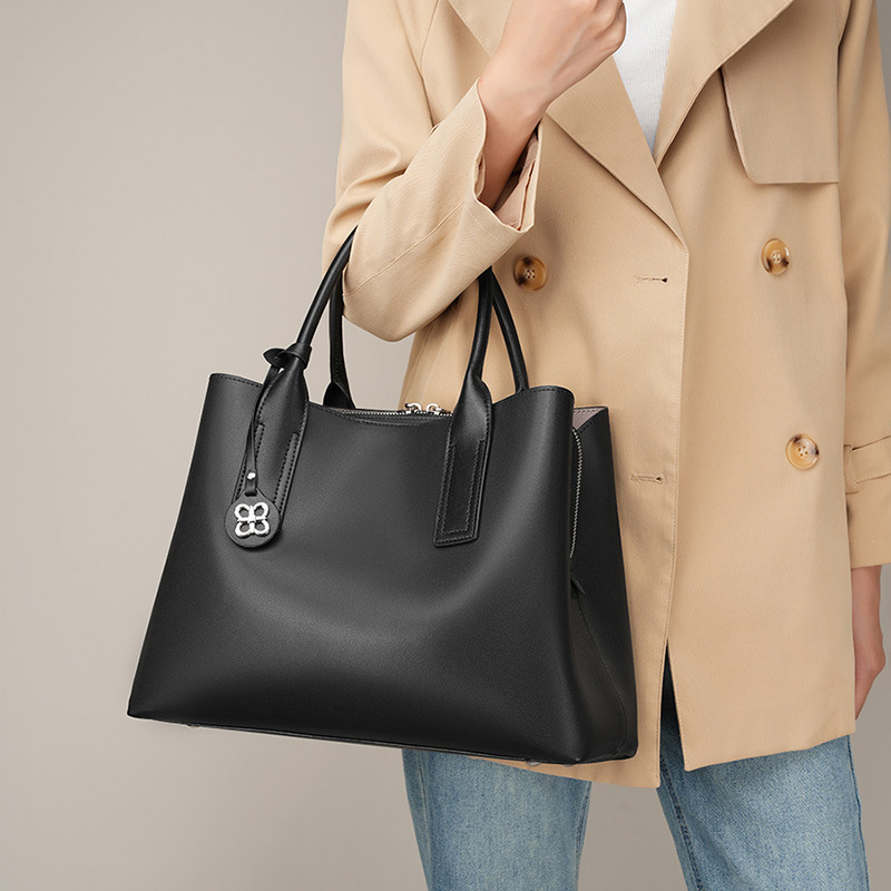 Shoulder Bag Structured - Sac fourre-tout structuré en cuir véritable
