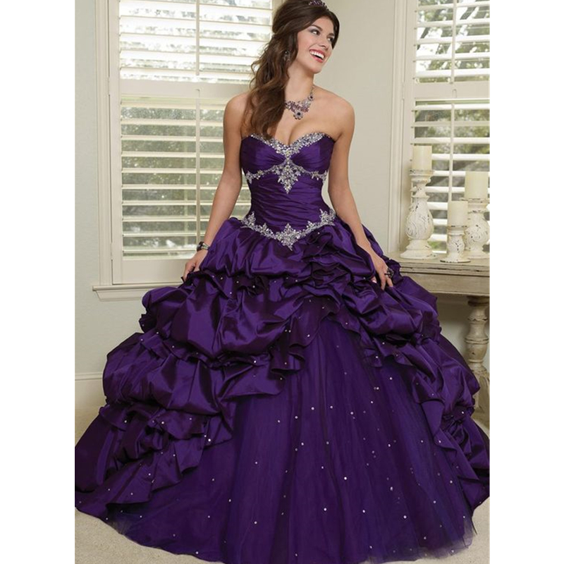 Victorian Women'S Formal Wear - Robe de mariée gothique violette avec