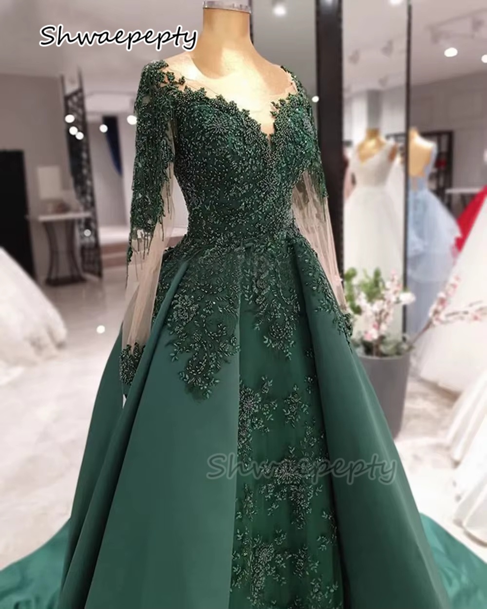 Women Formal Wear Dubai - Robe de soirée élégante vert chasseur,