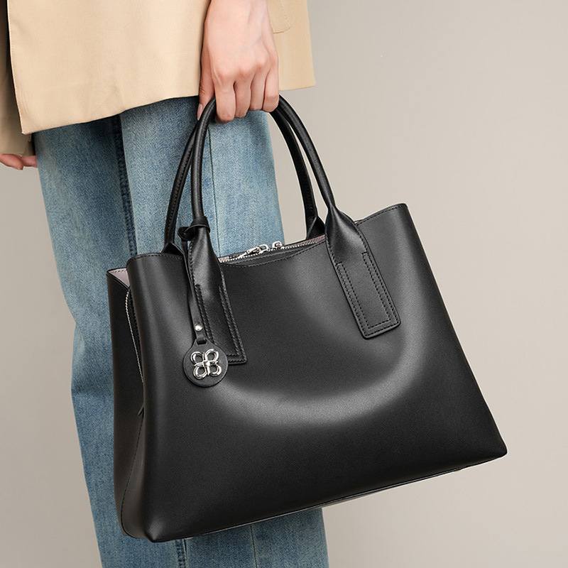 Sac fourre-tout structuré en c - Shoulder Bag Structured avis et prix