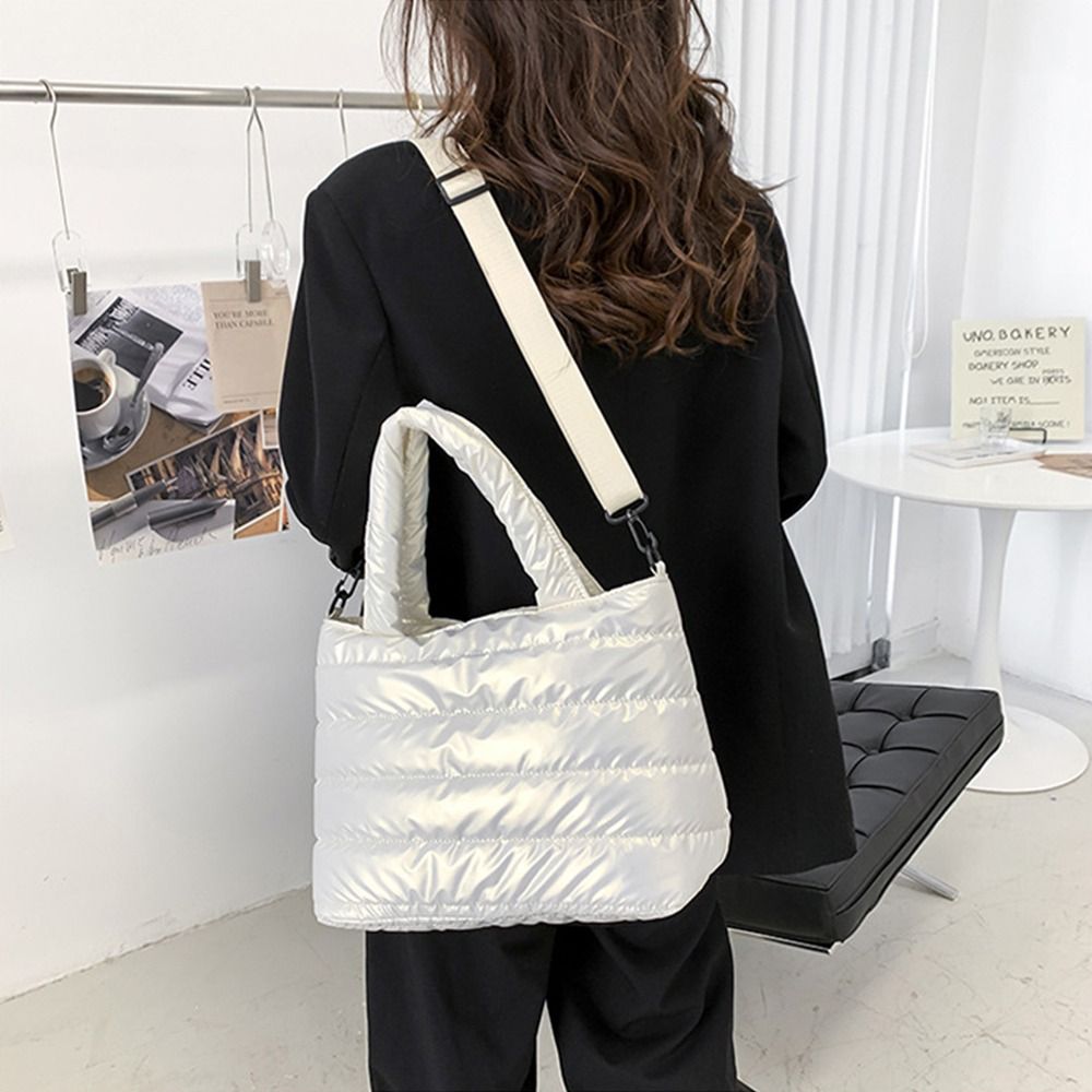Sac fourre-tout bouffant pour  - Shoulder Bag Structured avis et prix